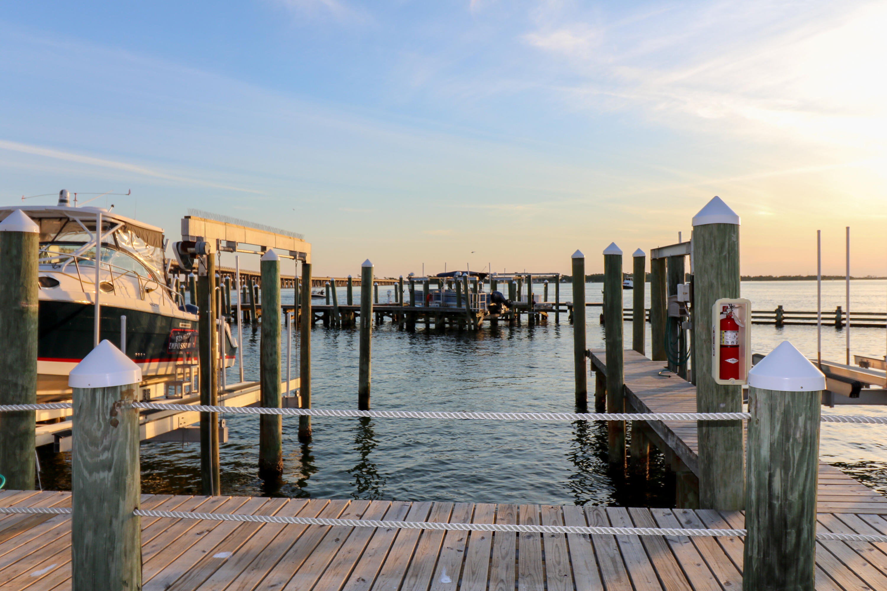 SIDES MORENO POINT WEST - Residential