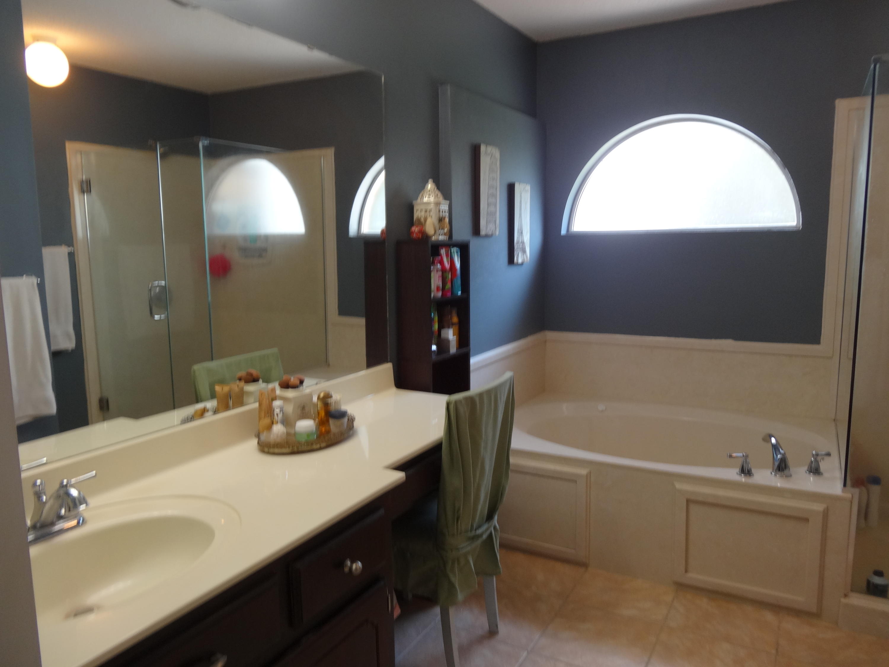 PARKWOOD LANE BLUEWATER BAY - Residential