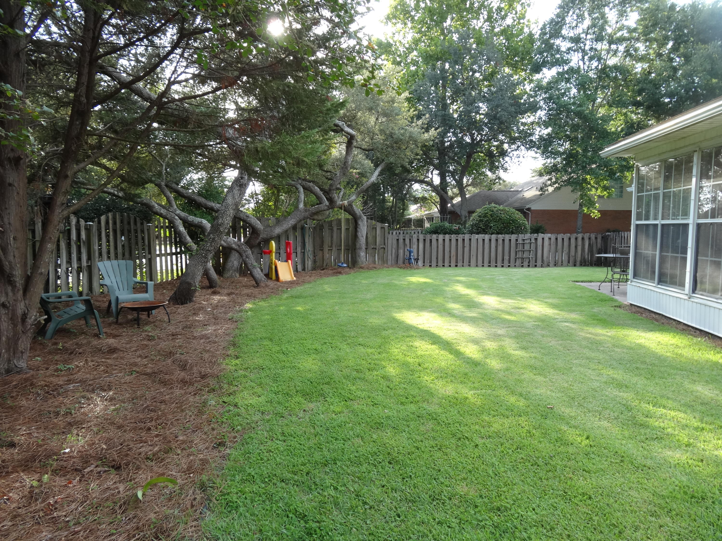 PARKWOOD LANE BLUEWATER BAY - Residential