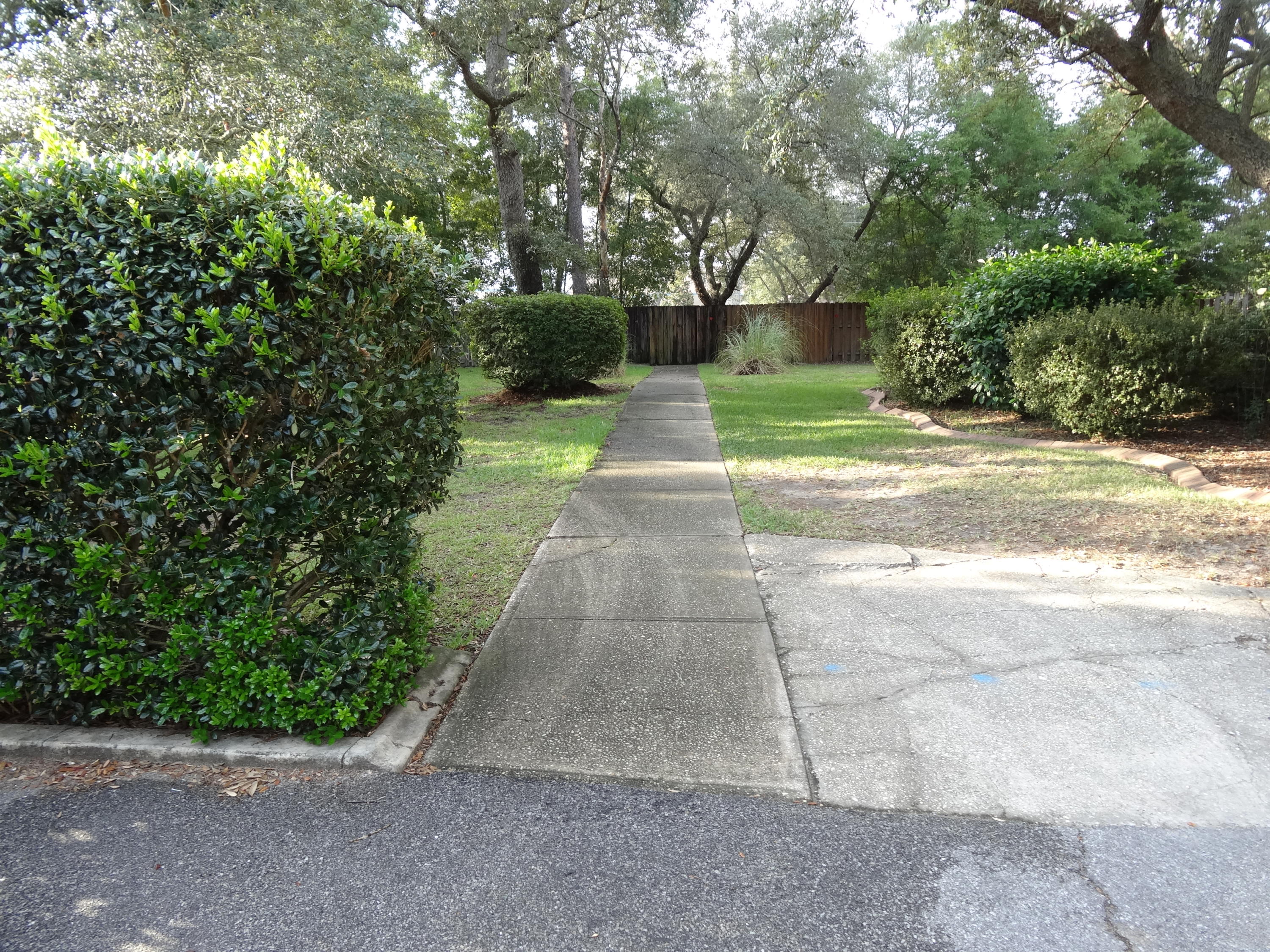 PARKWOOD LANE BLUEWATER BAY - Residential