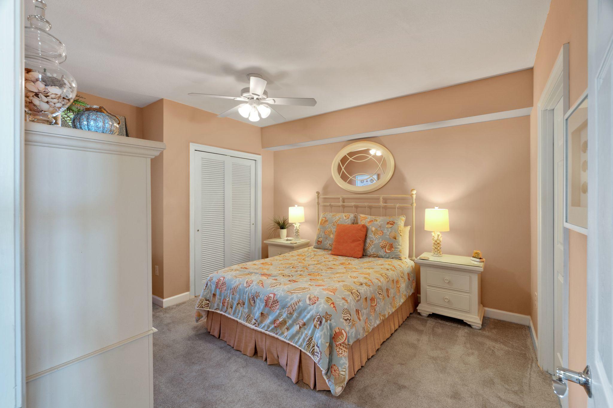 STERLING SHORES - Residential