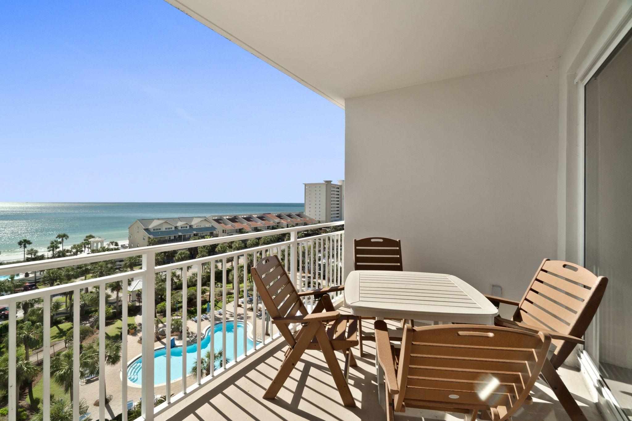 STERLING SHORES - Residential