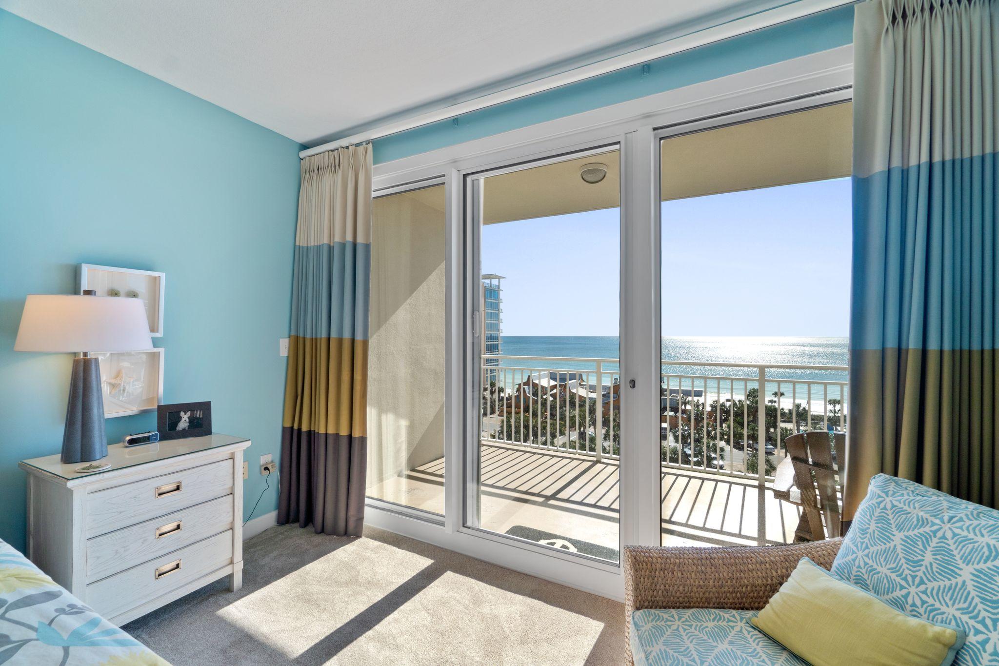 STERLING SHORES - Residential