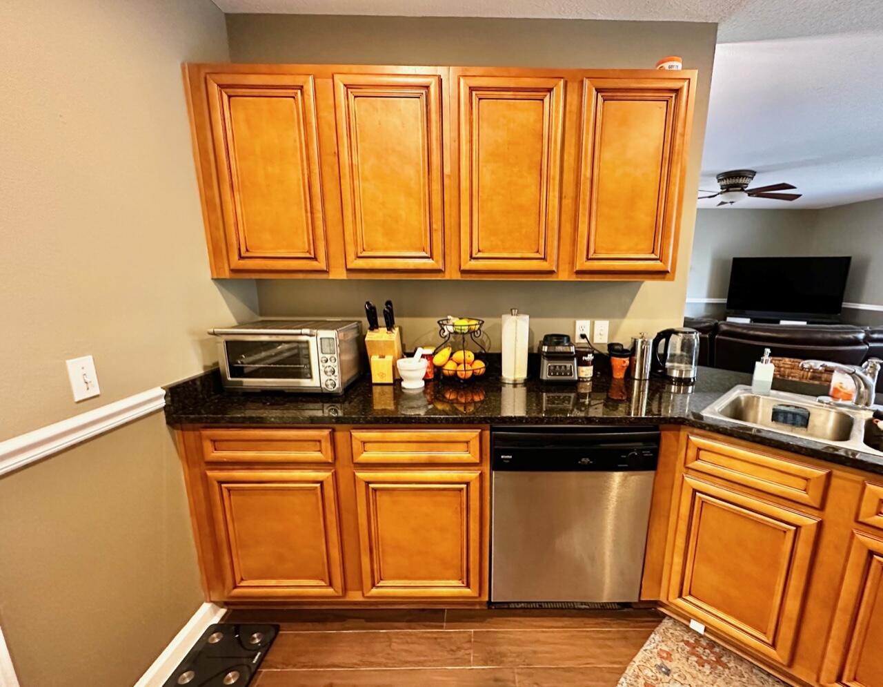SUMMERWOOD - Residential Lease