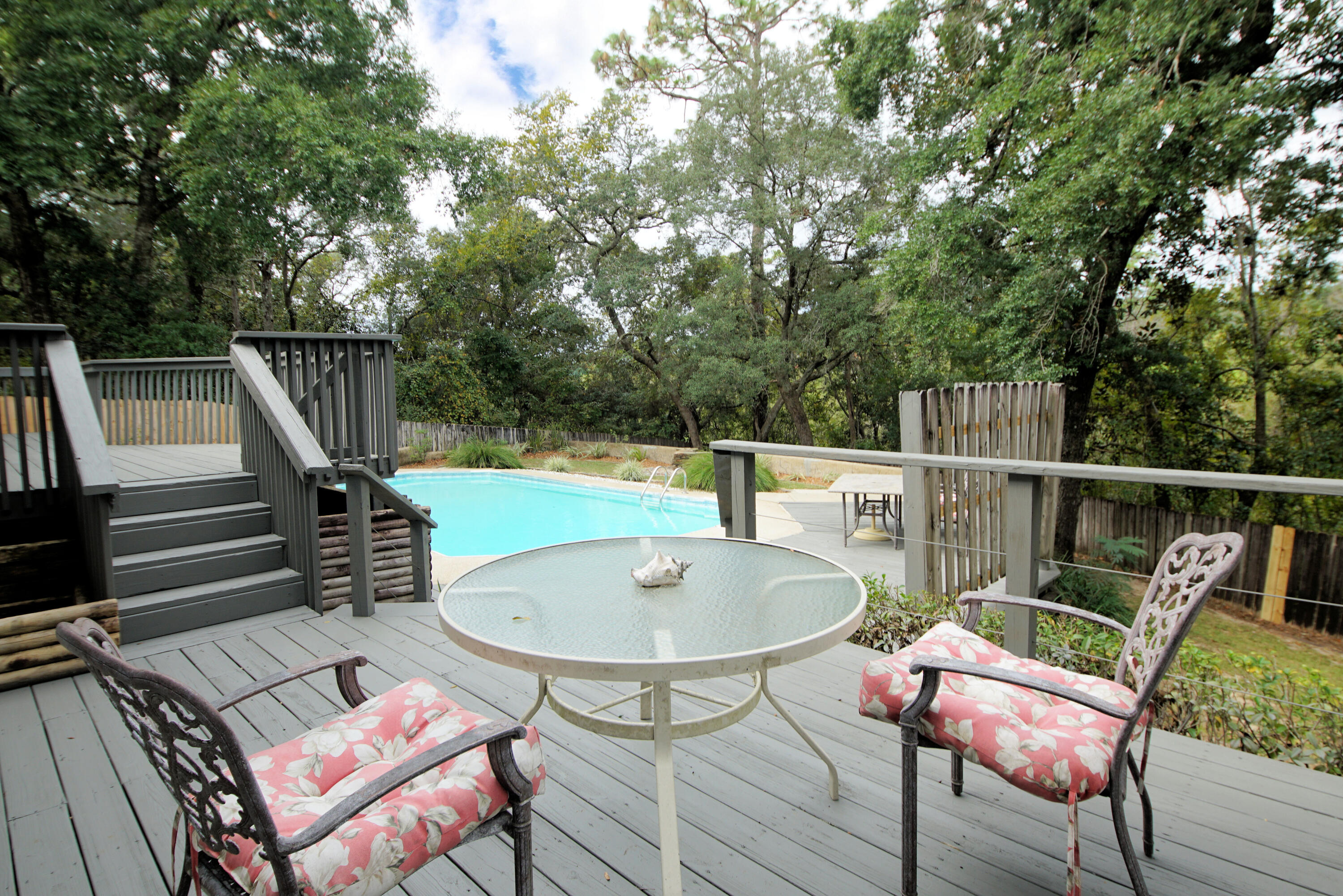 PALM CREST - Residential