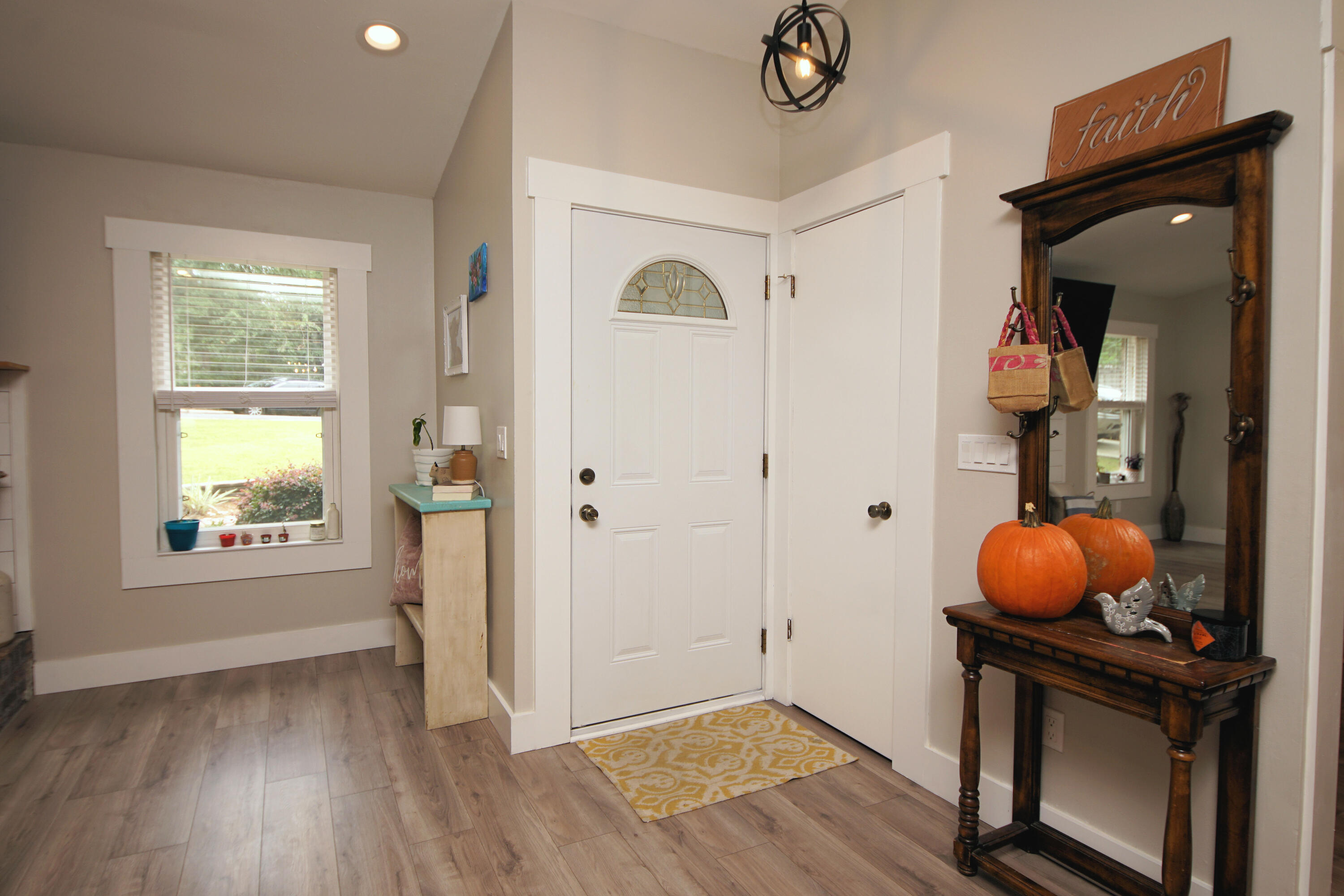 PALM CREST - Residential