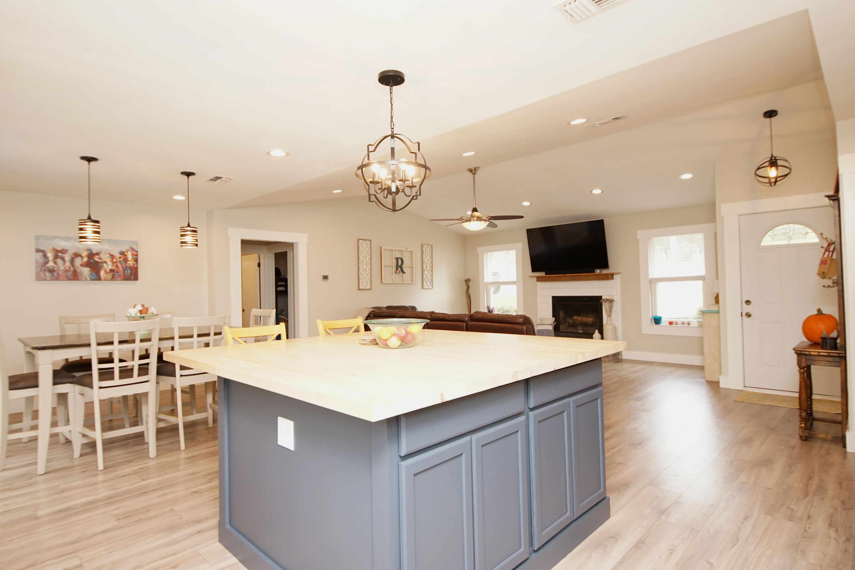 PALM CREST - Residential