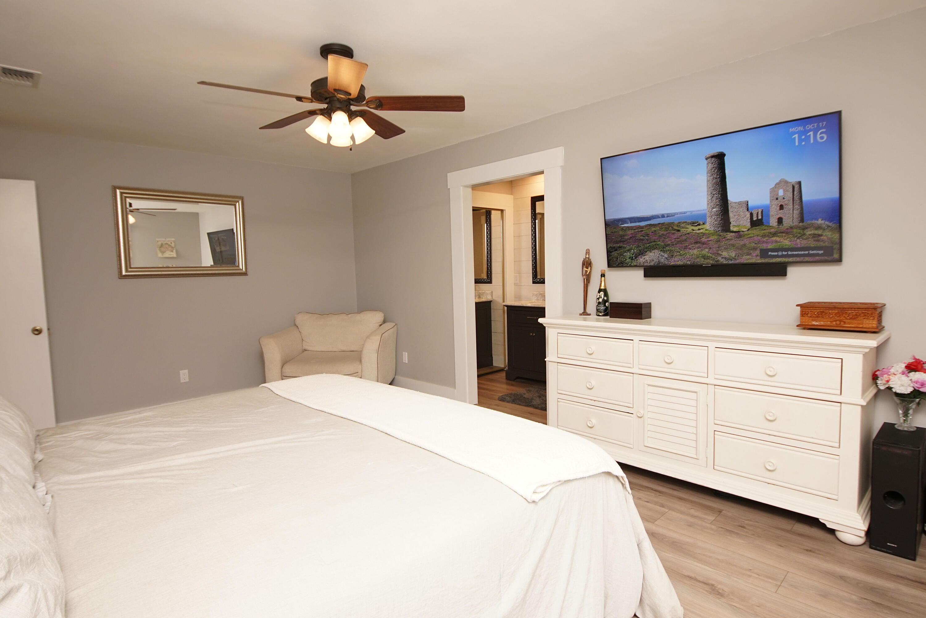 PALM CREST - Residential