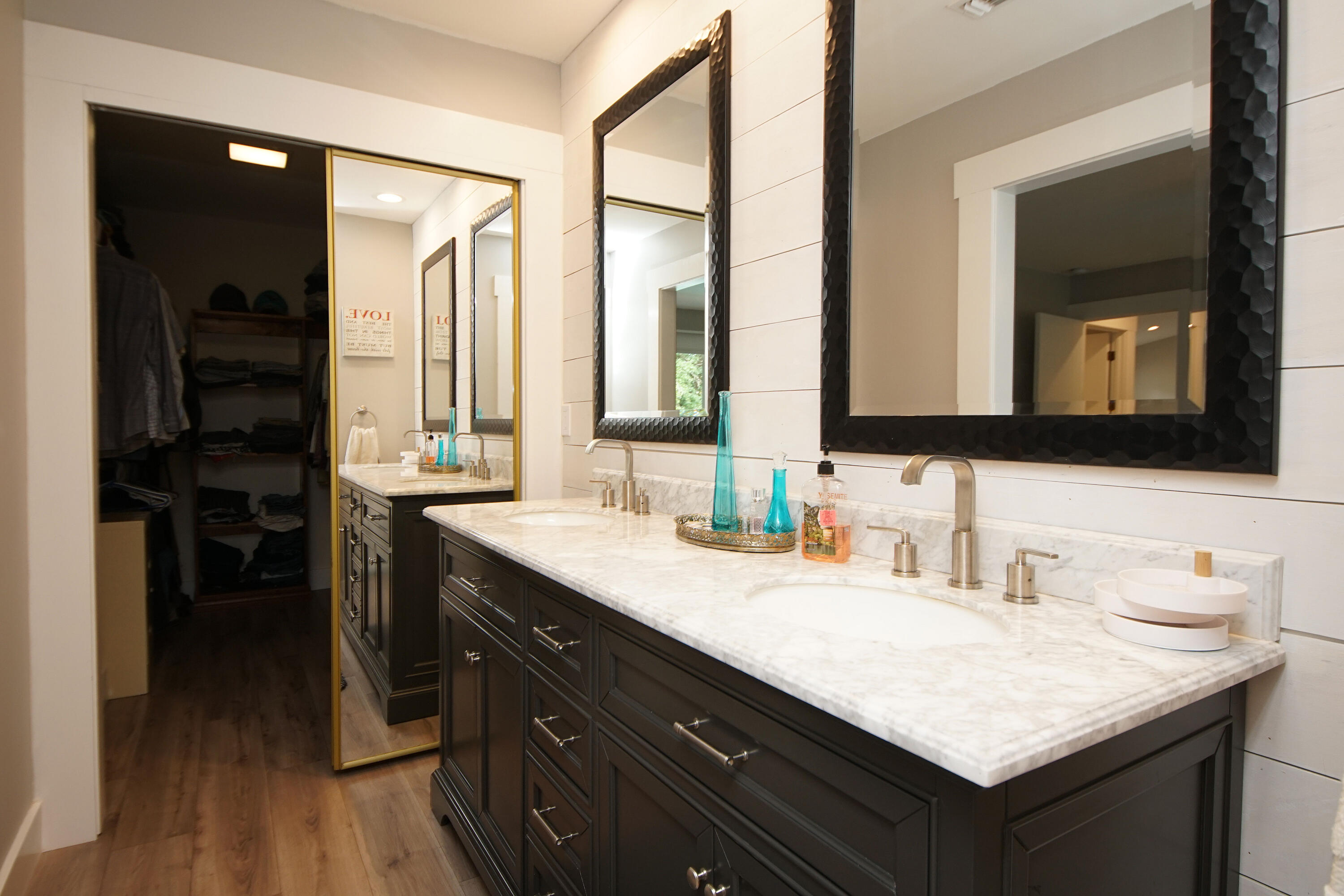 PALM CREST - Residential