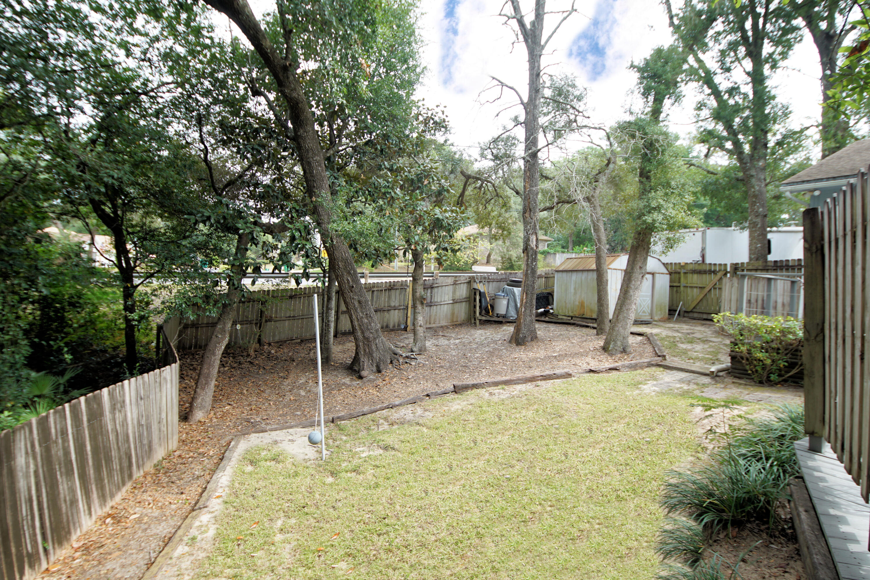 PALM CREST - Residential