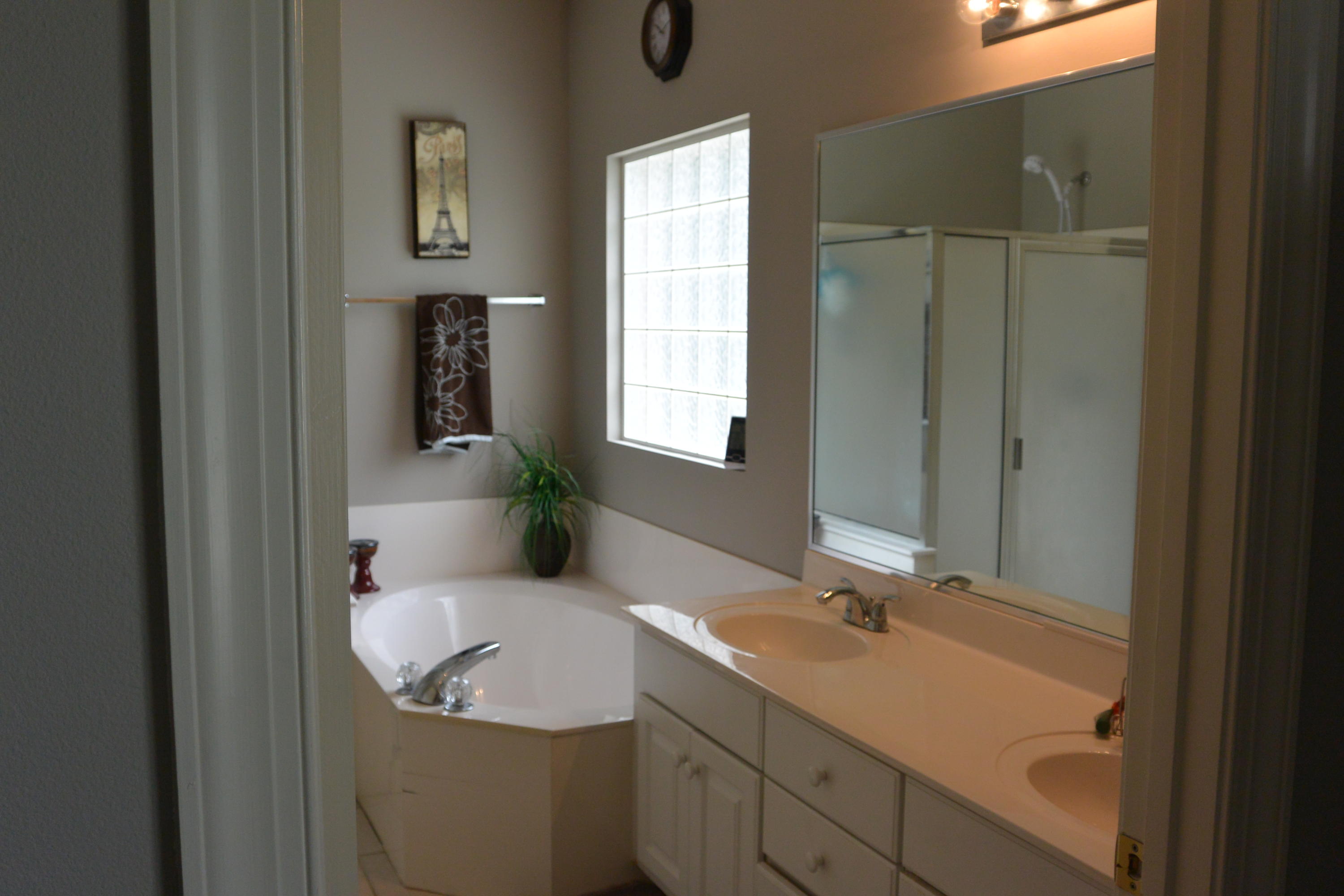 THE CROSSINGS AT BLUEWATER BAY - Residential