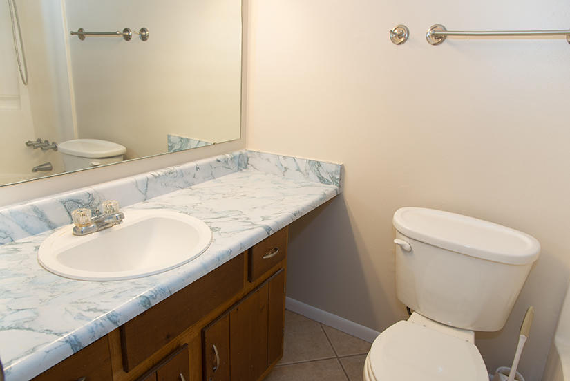 PINE MEADOWS - Residential Lease