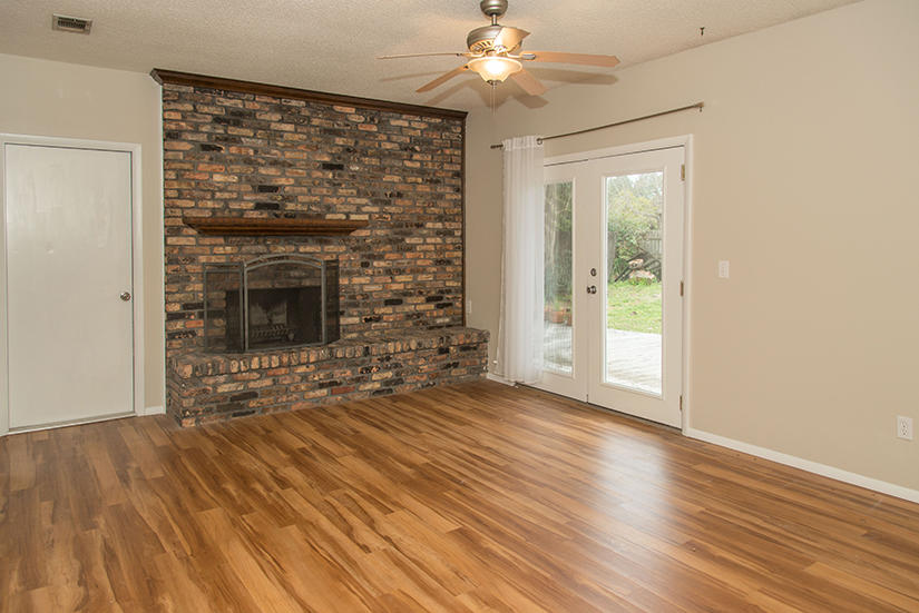 PINE MEADOWS - Residential Lease