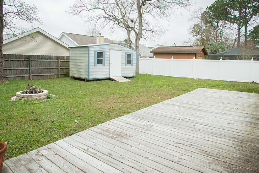 PINE MEADOWS - Residential Lease