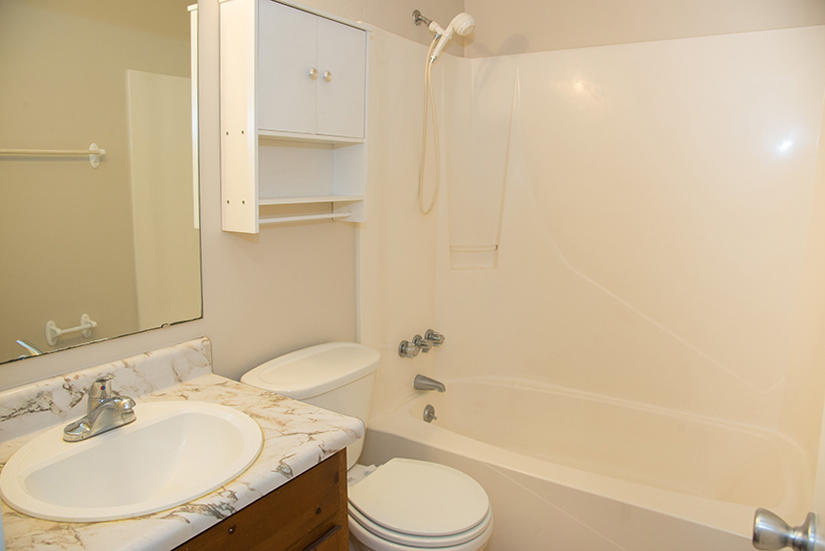 PINE MEADOWS - Residential Lease