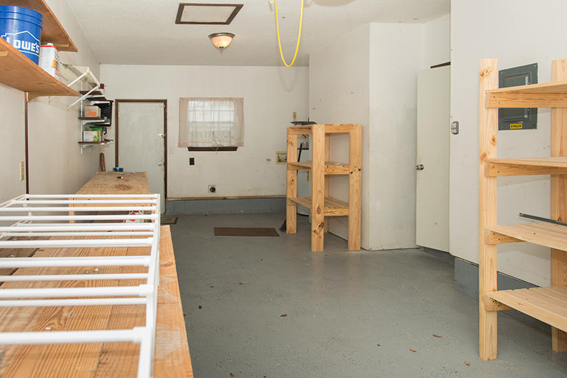 PINE MEADOWS - Residential Lease