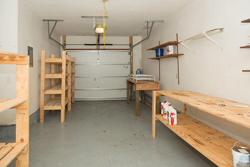 PINE MEADOWS - Residential Lease