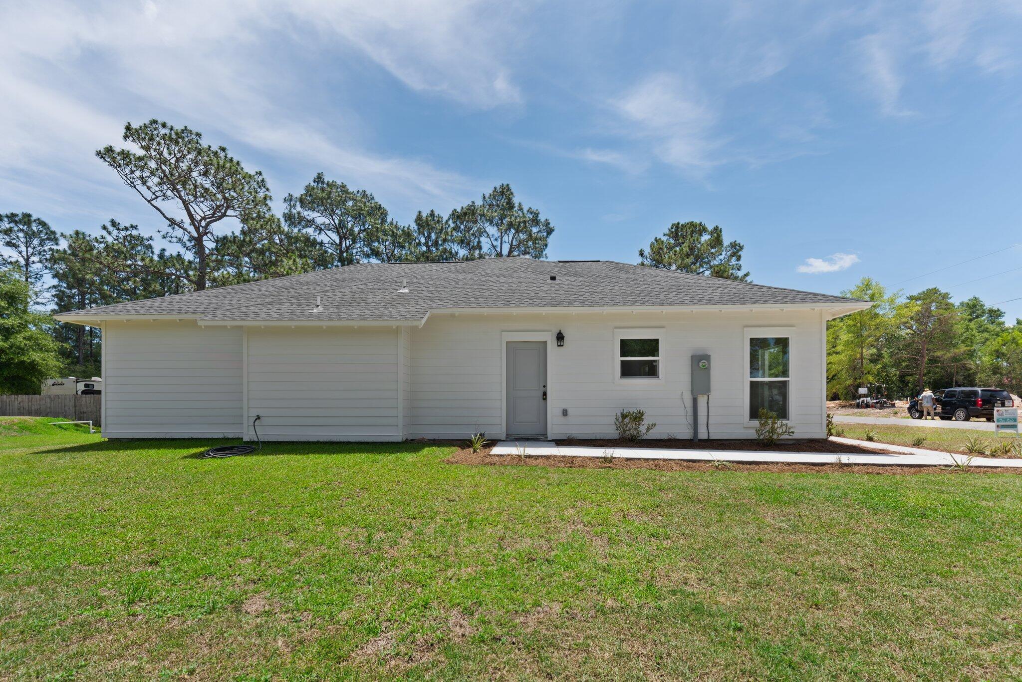 OAKWOOD LAKES ESTATES - Residential
