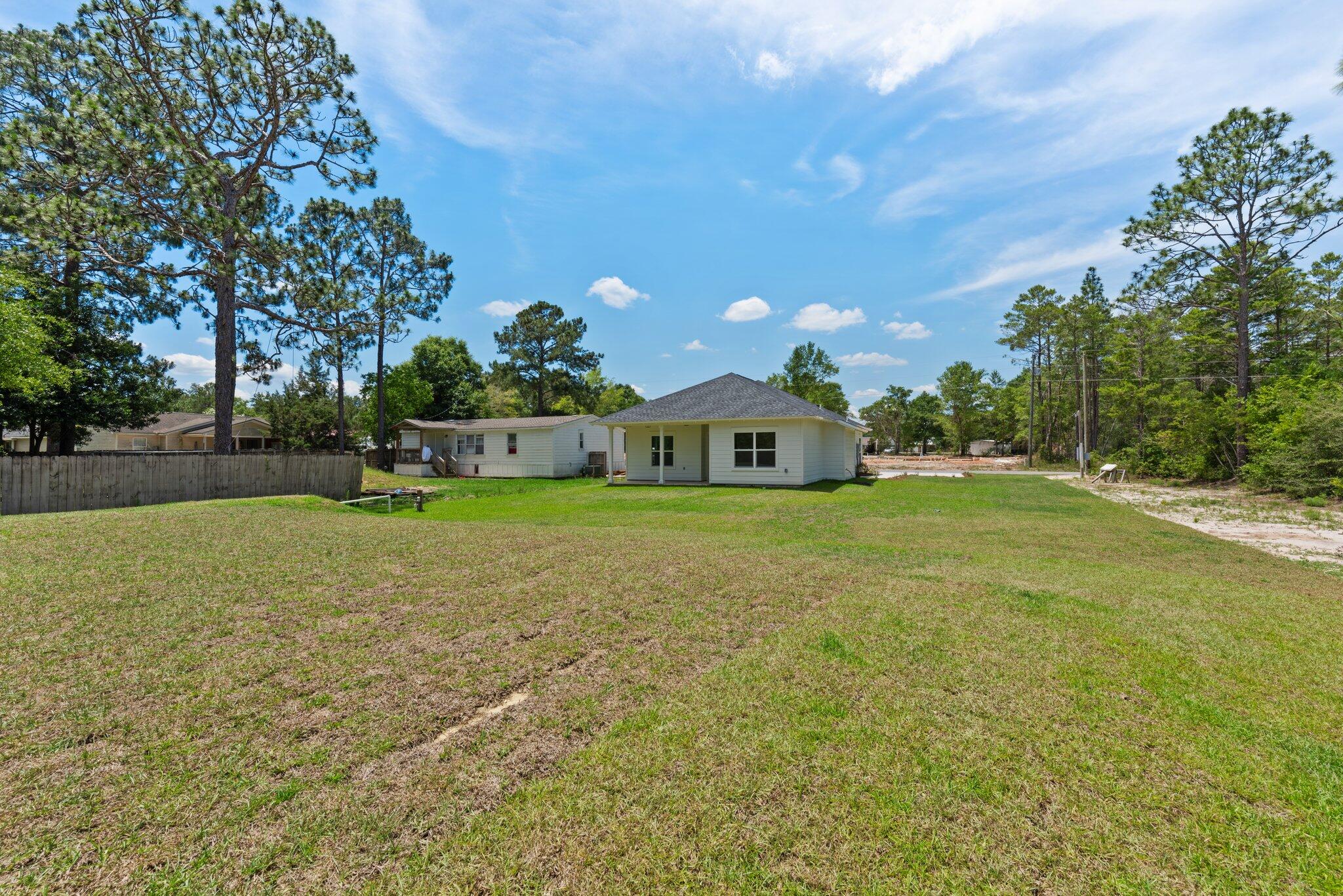 OAKWOOD LAKES ESTATES - Residential