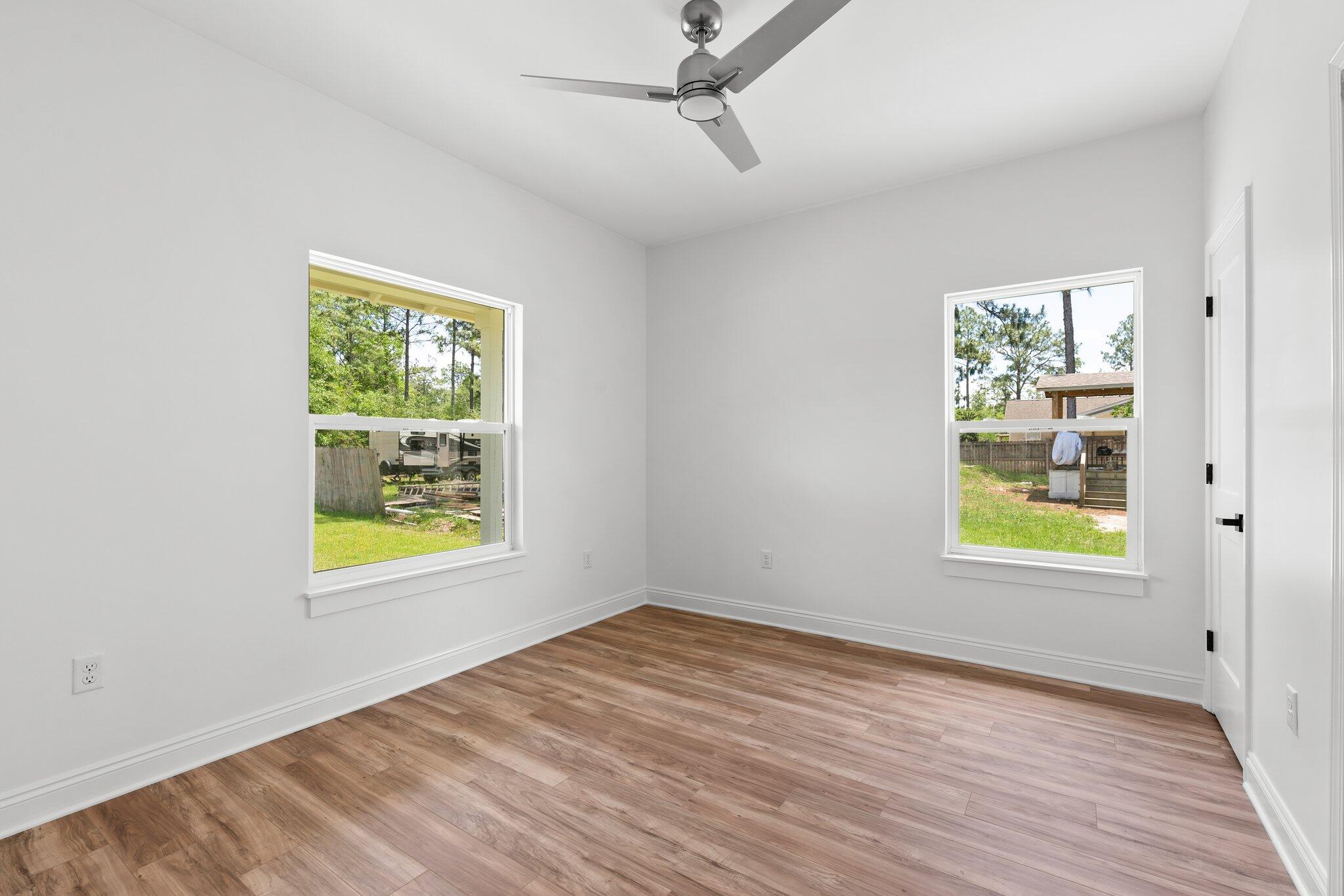 OAKWOOD LAKES ESTATES - Residential