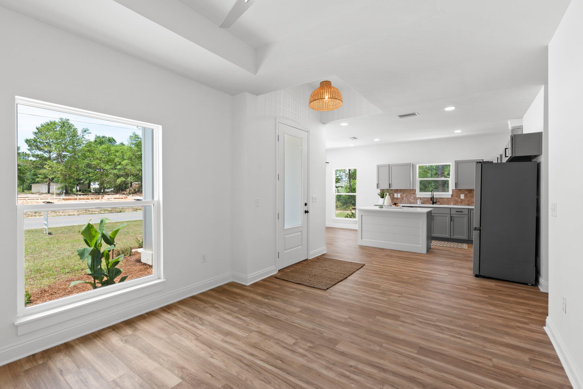 OAKWOOD LAKES ESTATES - Residential