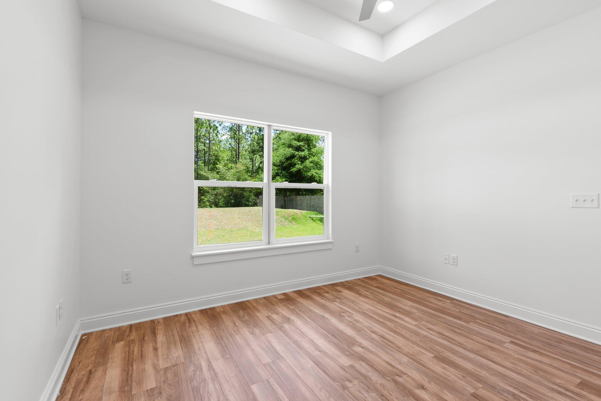OAKWOOD LAKES ESTATES - Residential