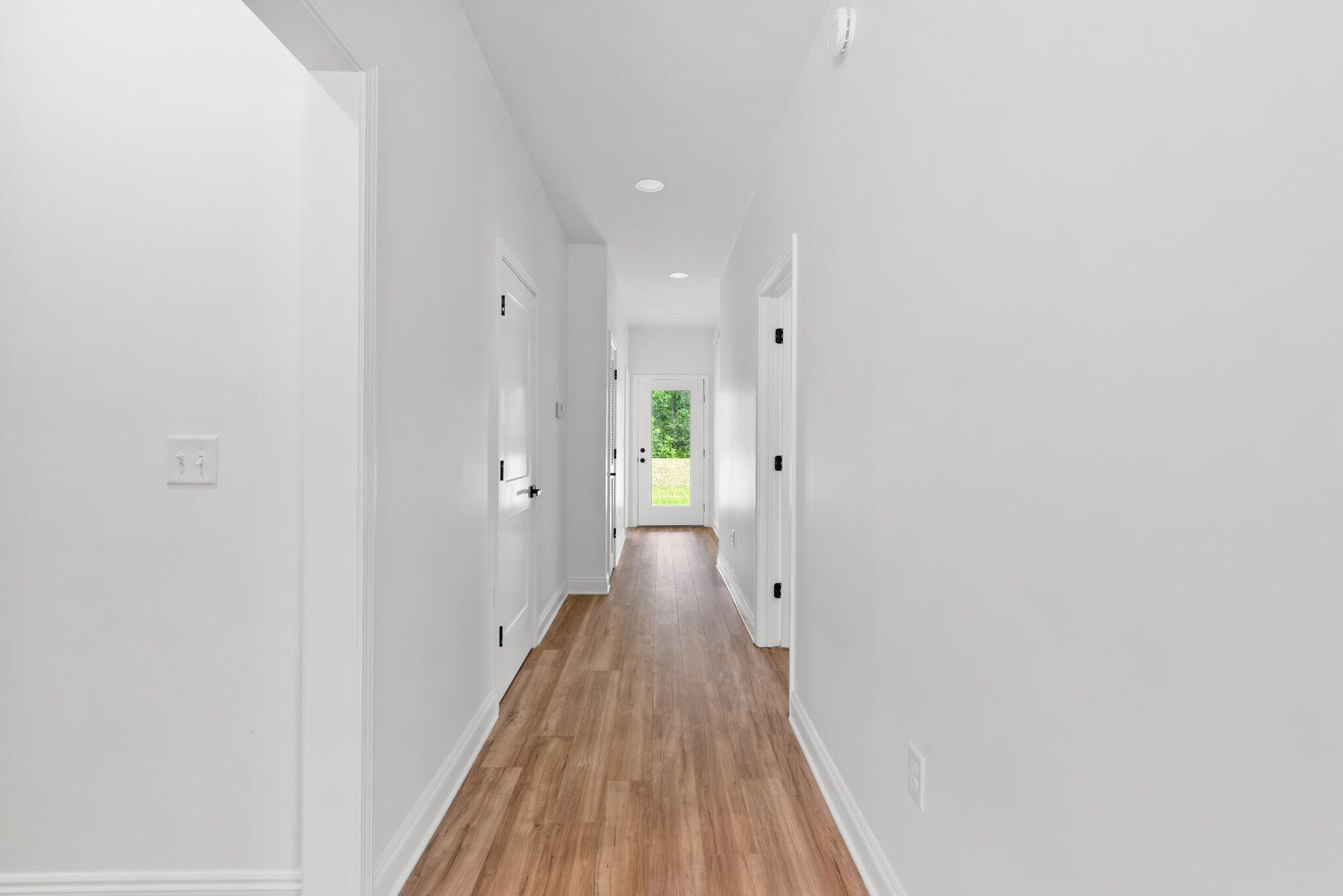 OAKWOOD LAKES ESTATES - Residential
