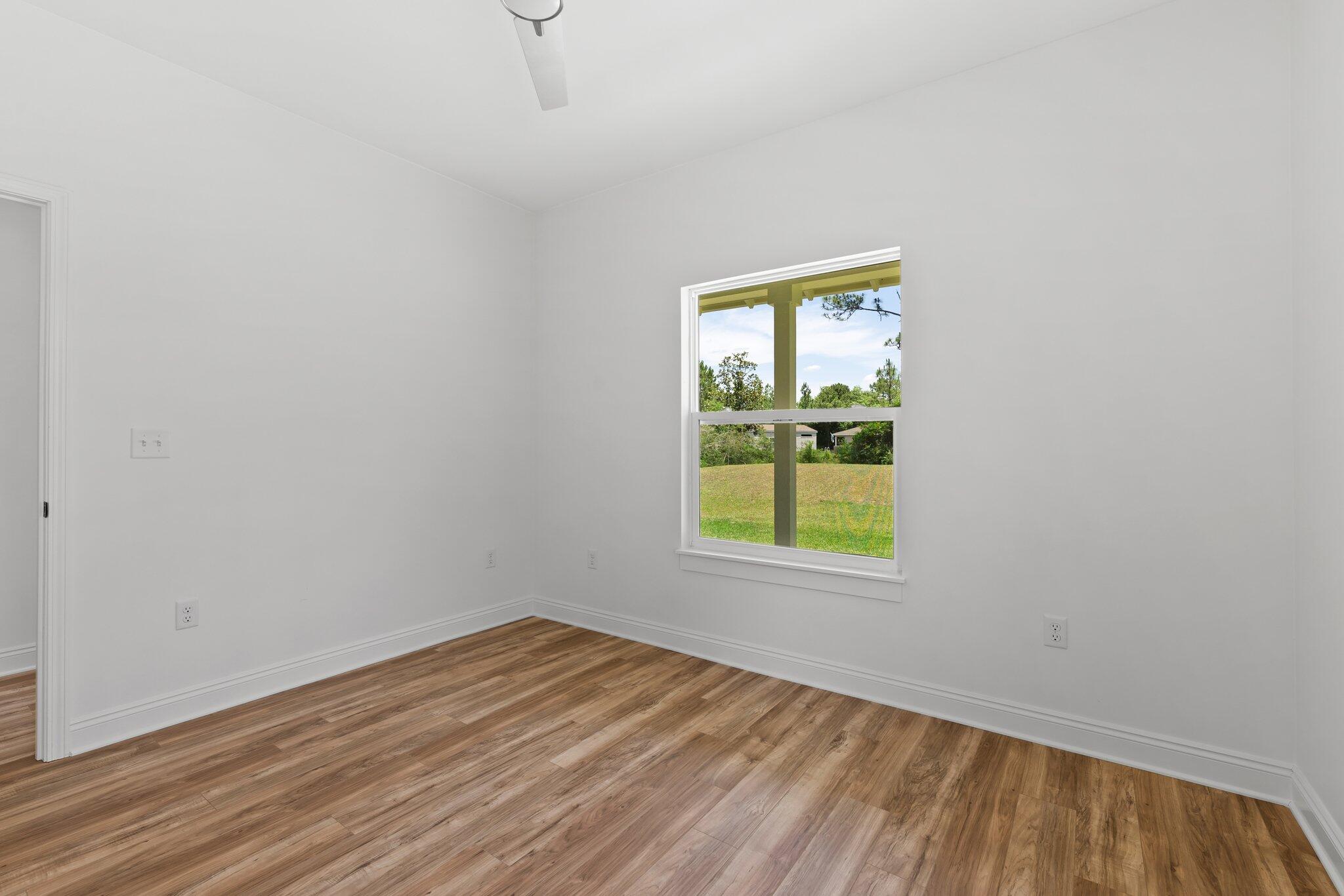 OAKWOOD LAKES ESTATES - Residential