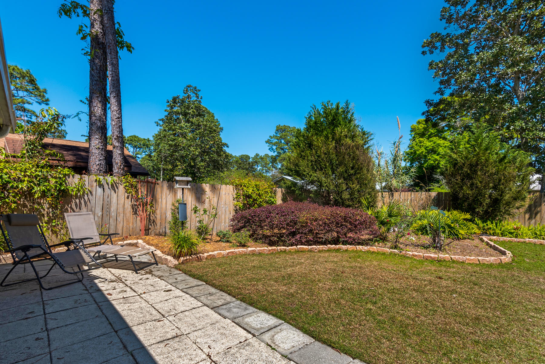 PINEWOOD ESTATES - Residential