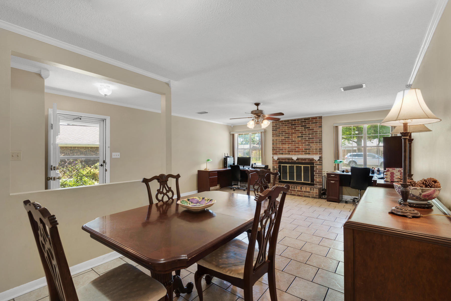 PINEWOOD ESTATES - Residential