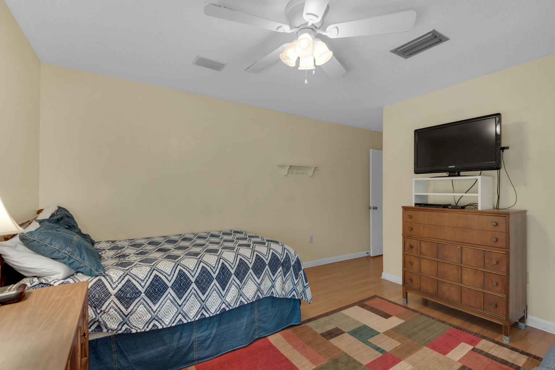 PINEWOOD ESTATES - Residential