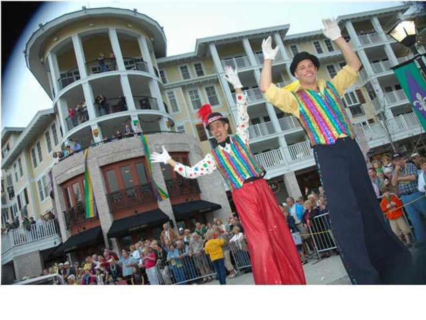 This remarkable 3 Bedroom condominium is the single most photographed location within the gates of the world-class Sandestin Golf and Beach Resort. Located in the Village of Baytowne Wharf, 352 Observation Pt. is directly above the famous Marlin Grill. You will enjoy all of the entertainment of the Village Events Plaza from your enormous wrap-around balcony. Newly furnished with new flat screen TVs, Tile and Trim, this property is ready for you to enjoy with family and friends. Observation Point offers wonderful amenities including an amenity terrace featuring a large pool, hot tub, cool tub, kiddie?s pool, fitness center, barbecue facilities, outdoor fireplace and garden area. Owners also have access to the Founders Club, featuring a game room with pool table, TV and bar