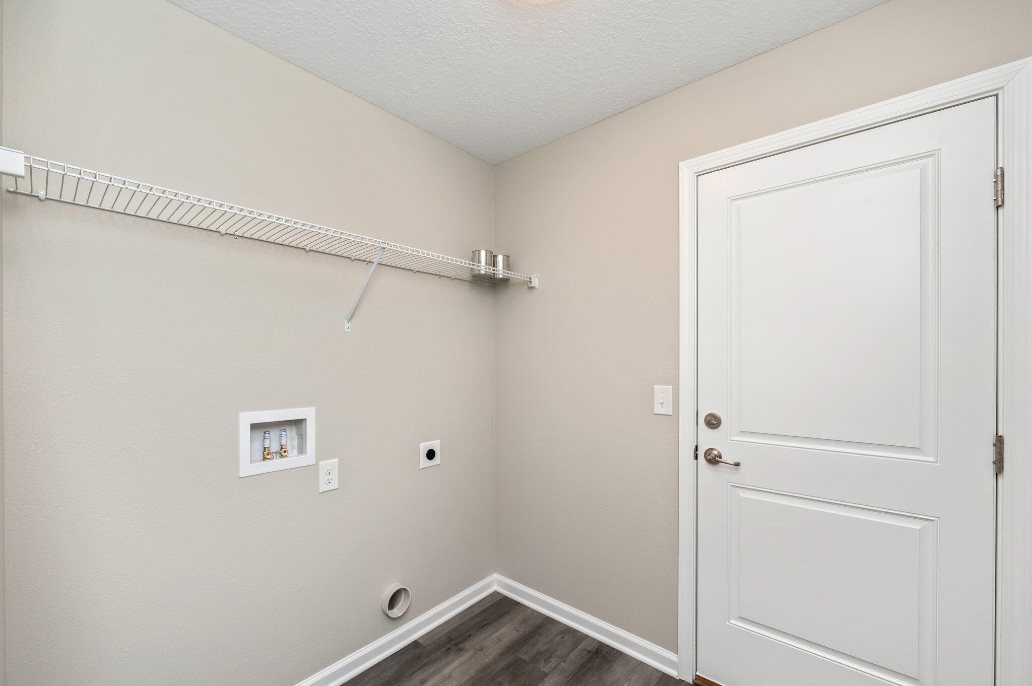 SOUTHERN OAKS - Residential