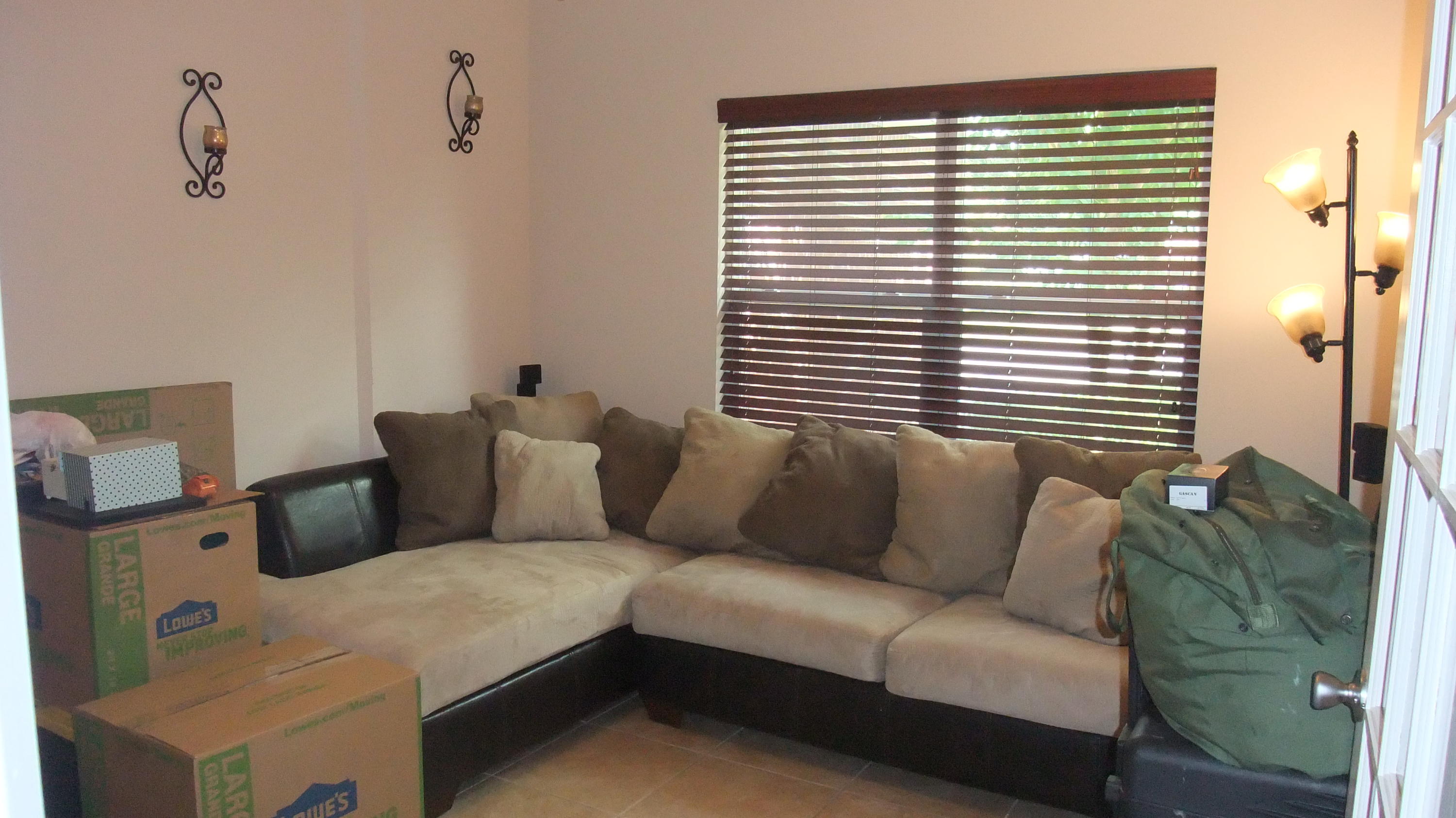 2ND ADDN BEL AIR LOT 19 BLK G - Residential