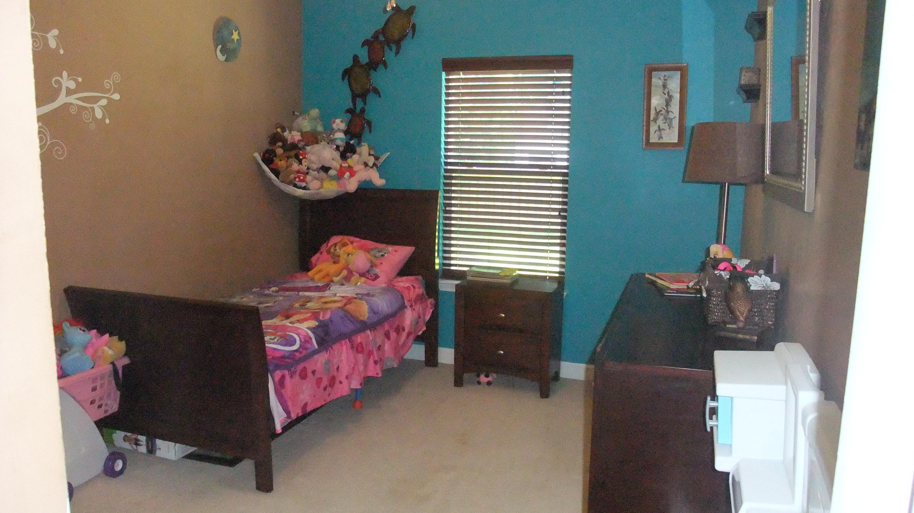 2ND ADDN BEL AIR LOT 19 BLK G - Residential