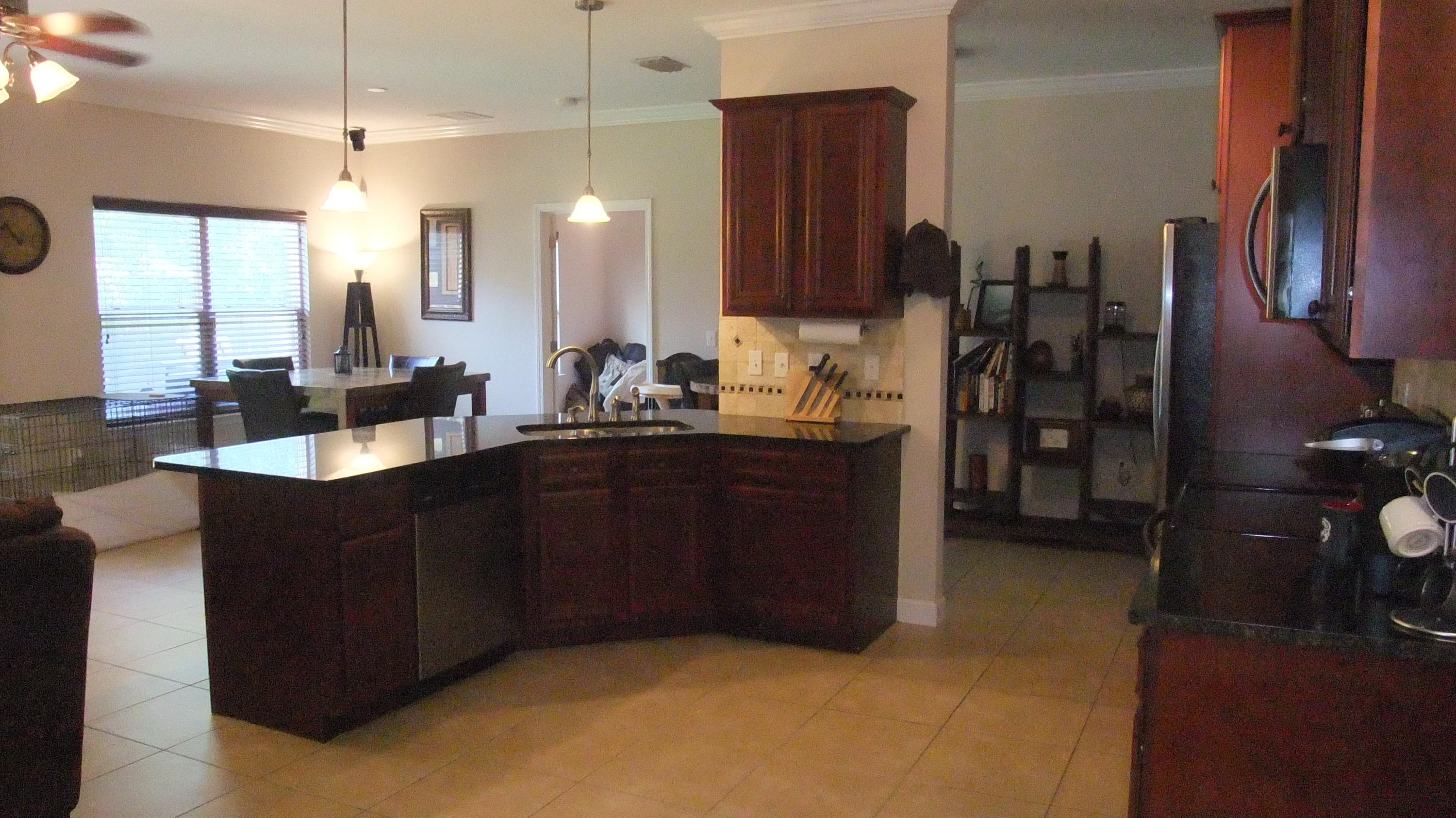 2ND ADDN BEL AIR LOT 19 BLK G - Residential