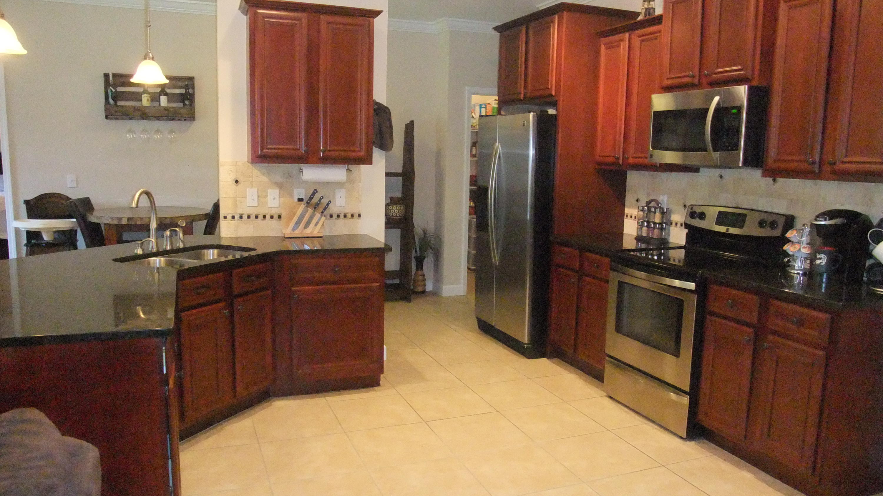 2ND ADDN BEL AIR LOT 19 BLK G - Residential