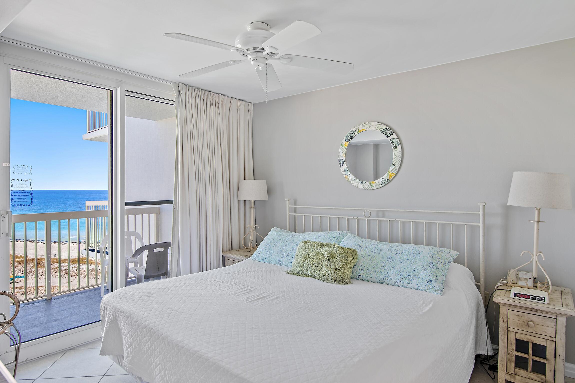 Pelican Beach Resort - Residential