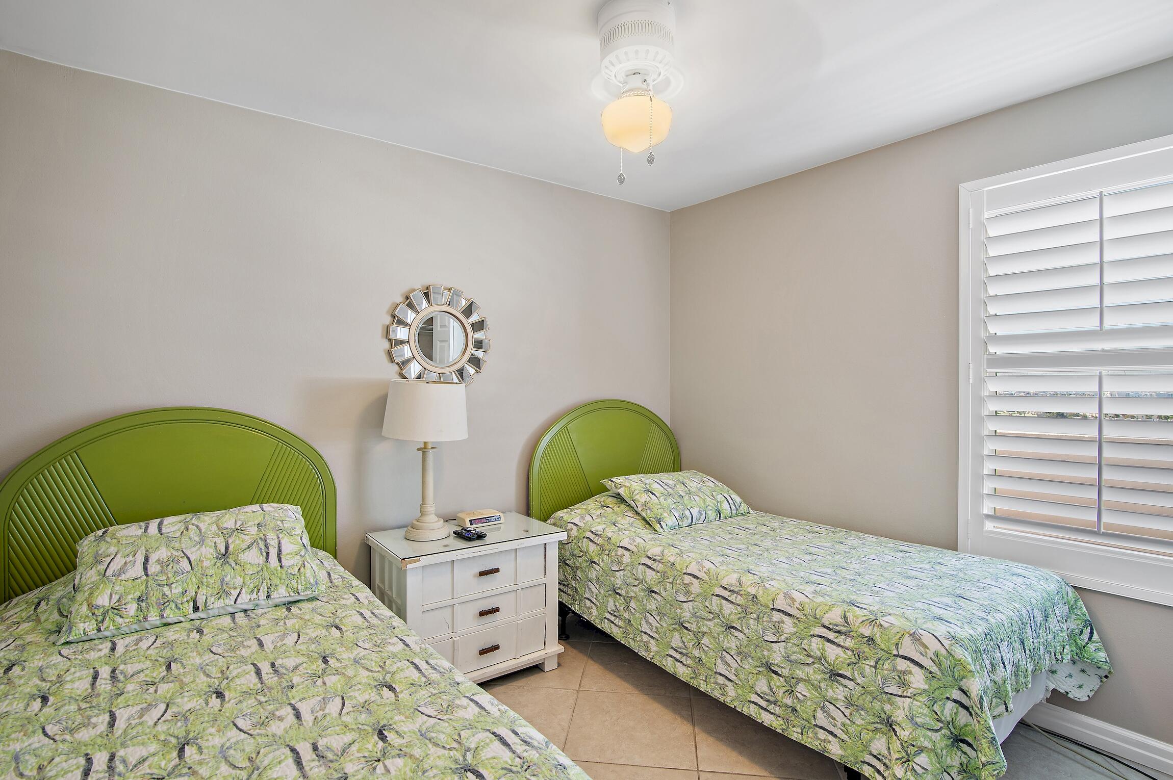 Pelican Beach Resort - Residential