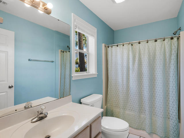 BEACHSIDE VILLAS CONDO - Residential