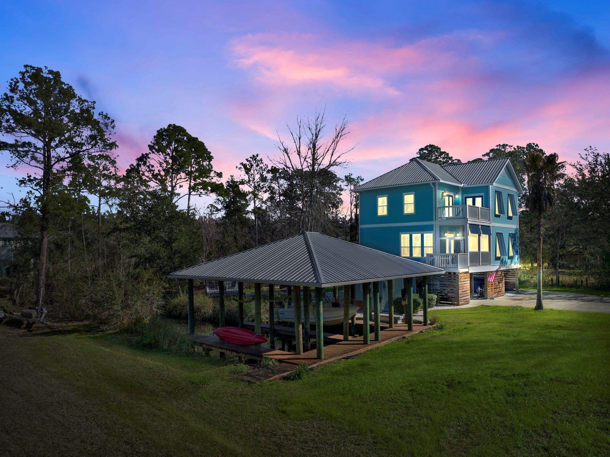 PITTS BAY SHORE - Residential