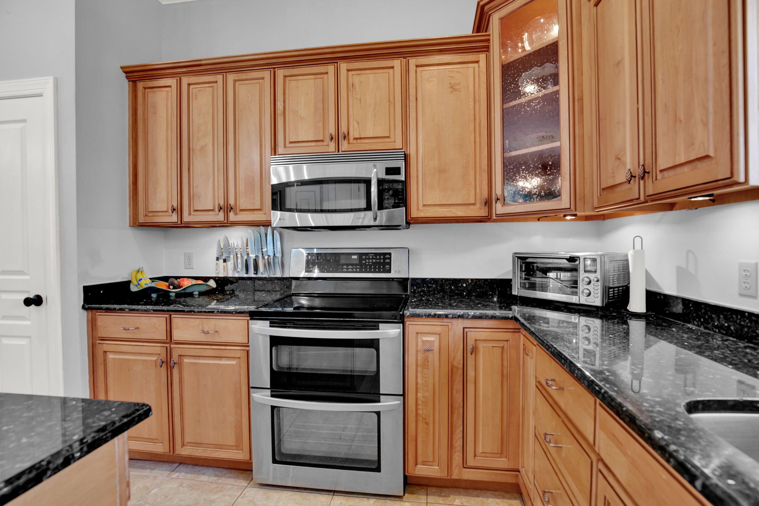 PITTS BAY SHORE - Residential