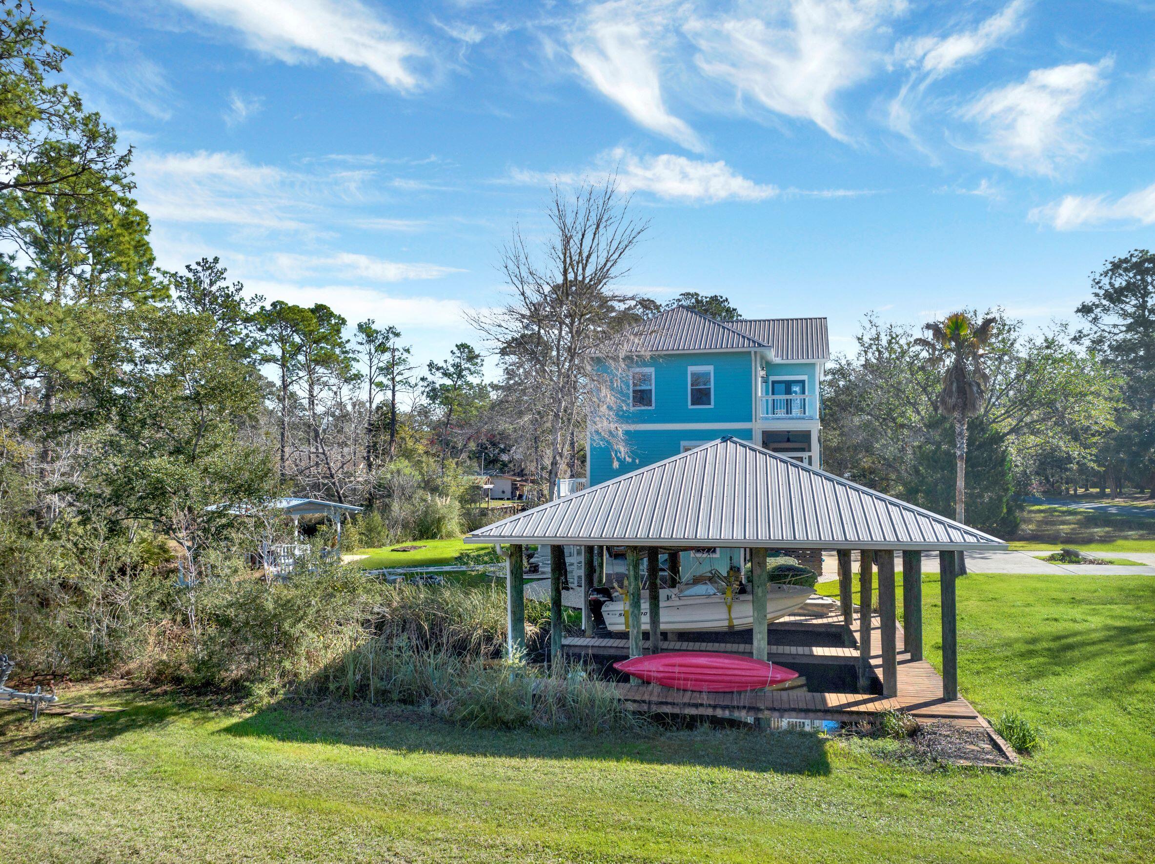 PITTS BAY SHORE - Residential