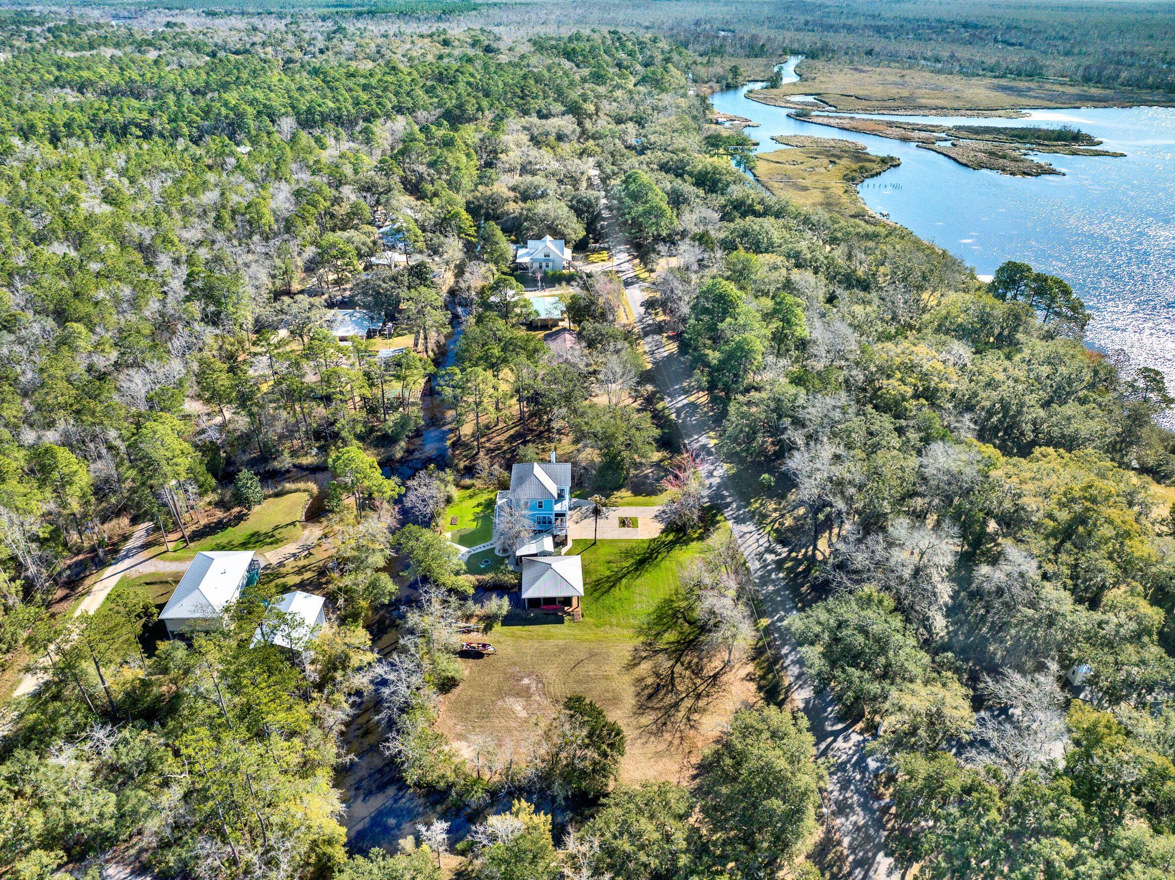 PITTS BAY SHORE - Residential