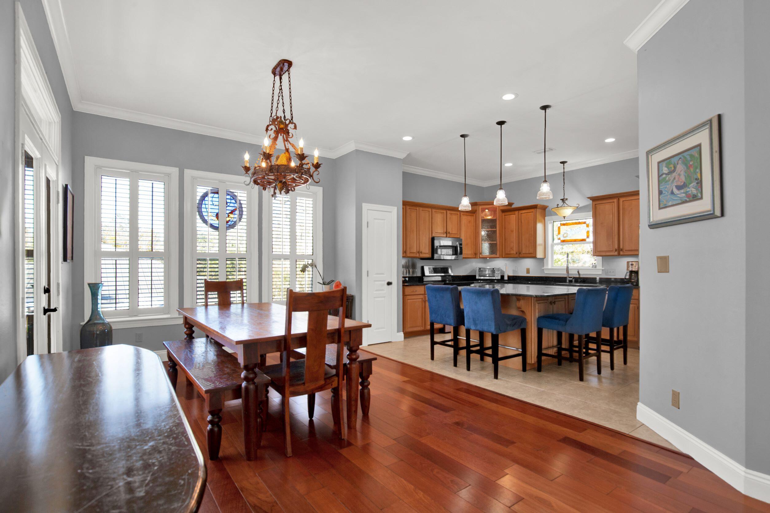 PITTS BAY SHORE - Residential