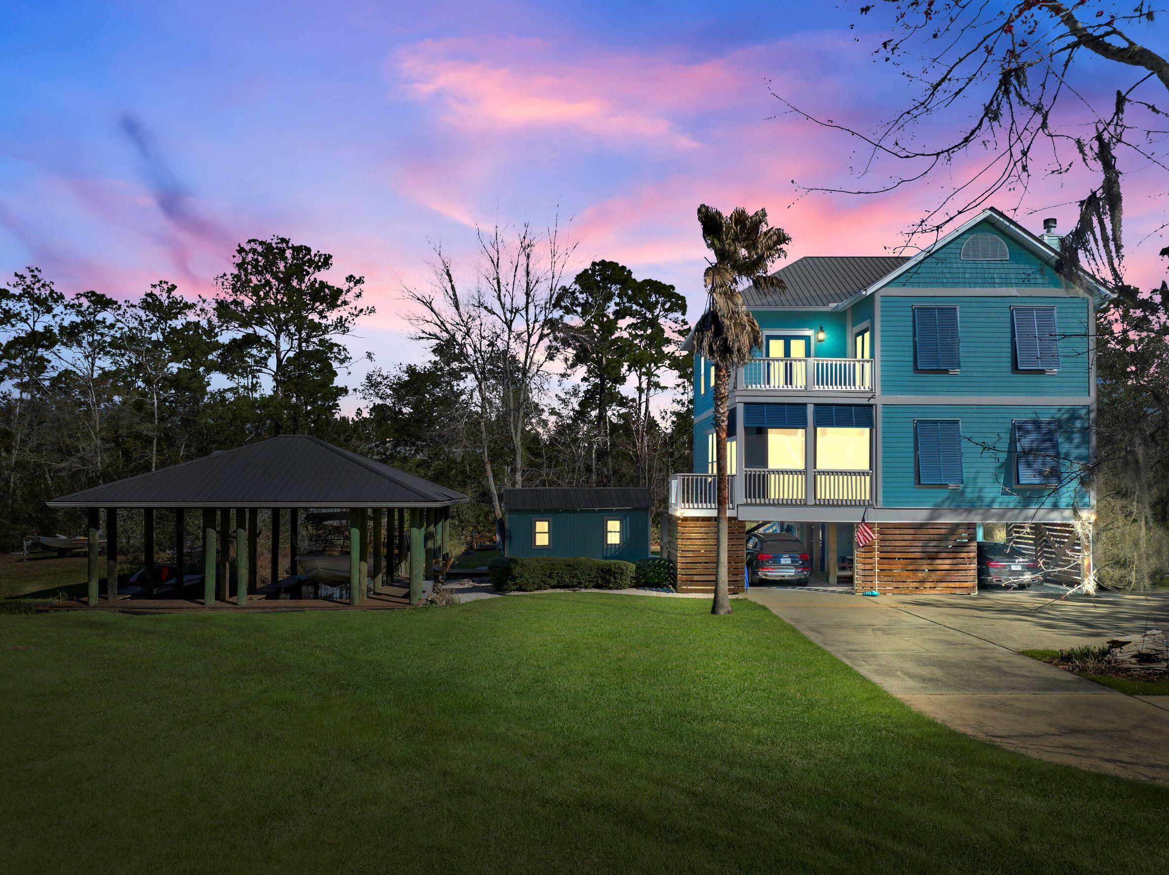 PITTS BAY SHORE - Residential