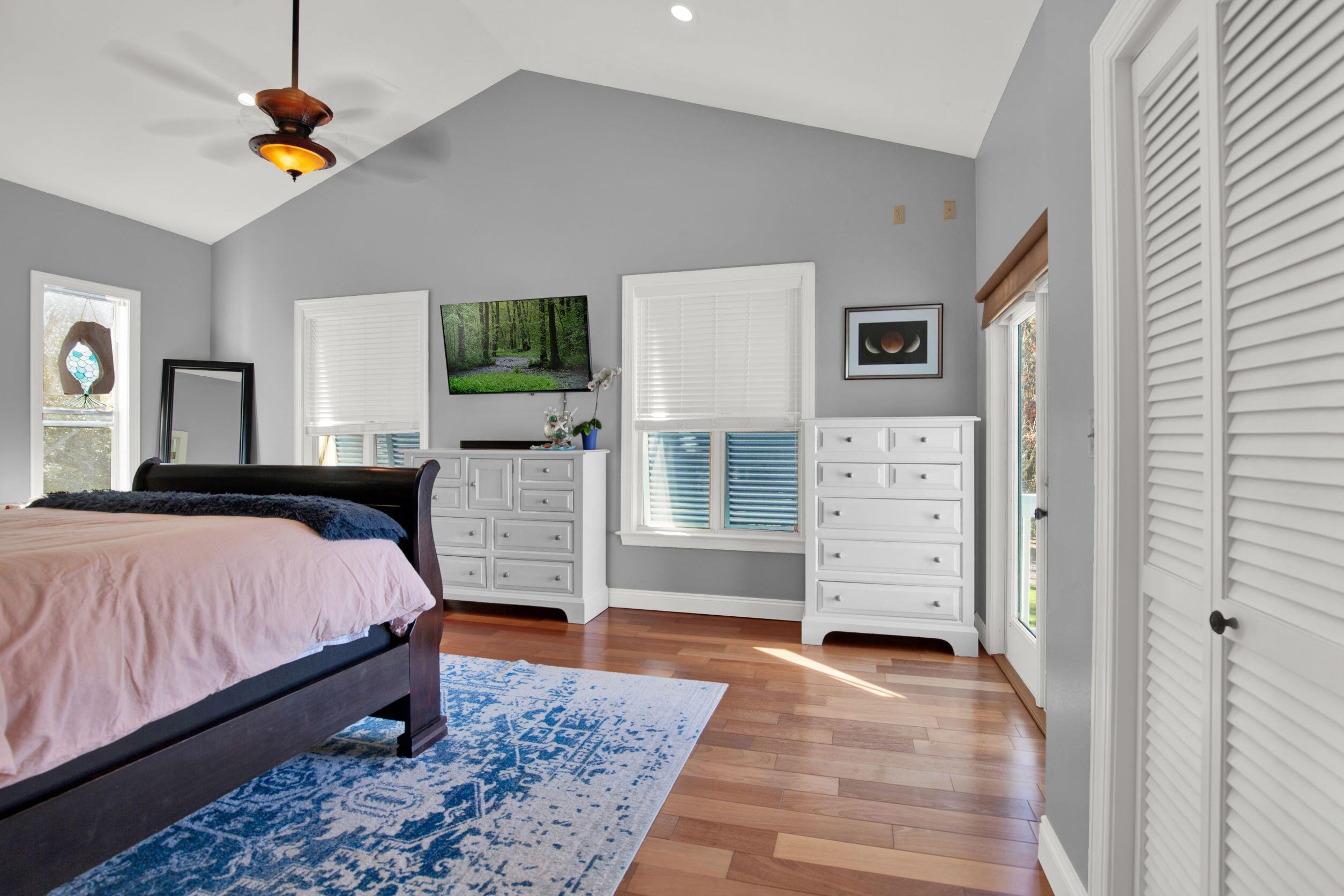 PITTS BAY SHORE - Residential