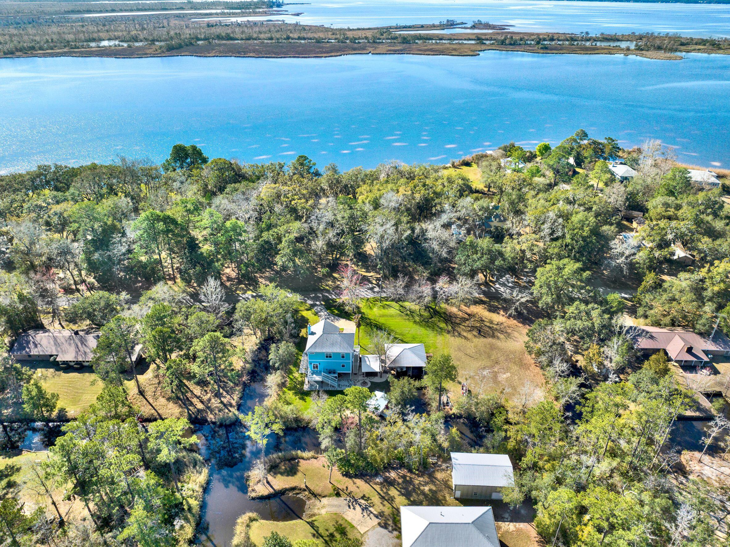 PITTS BAY SHORE - Residential