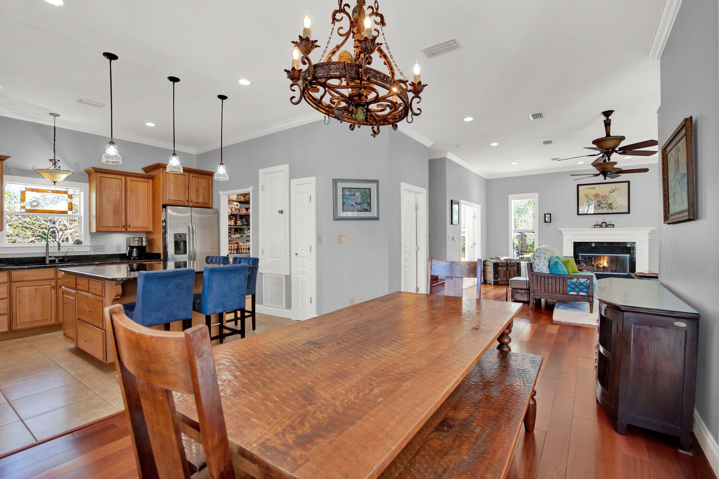 PITTS BAY SHORE - Residential