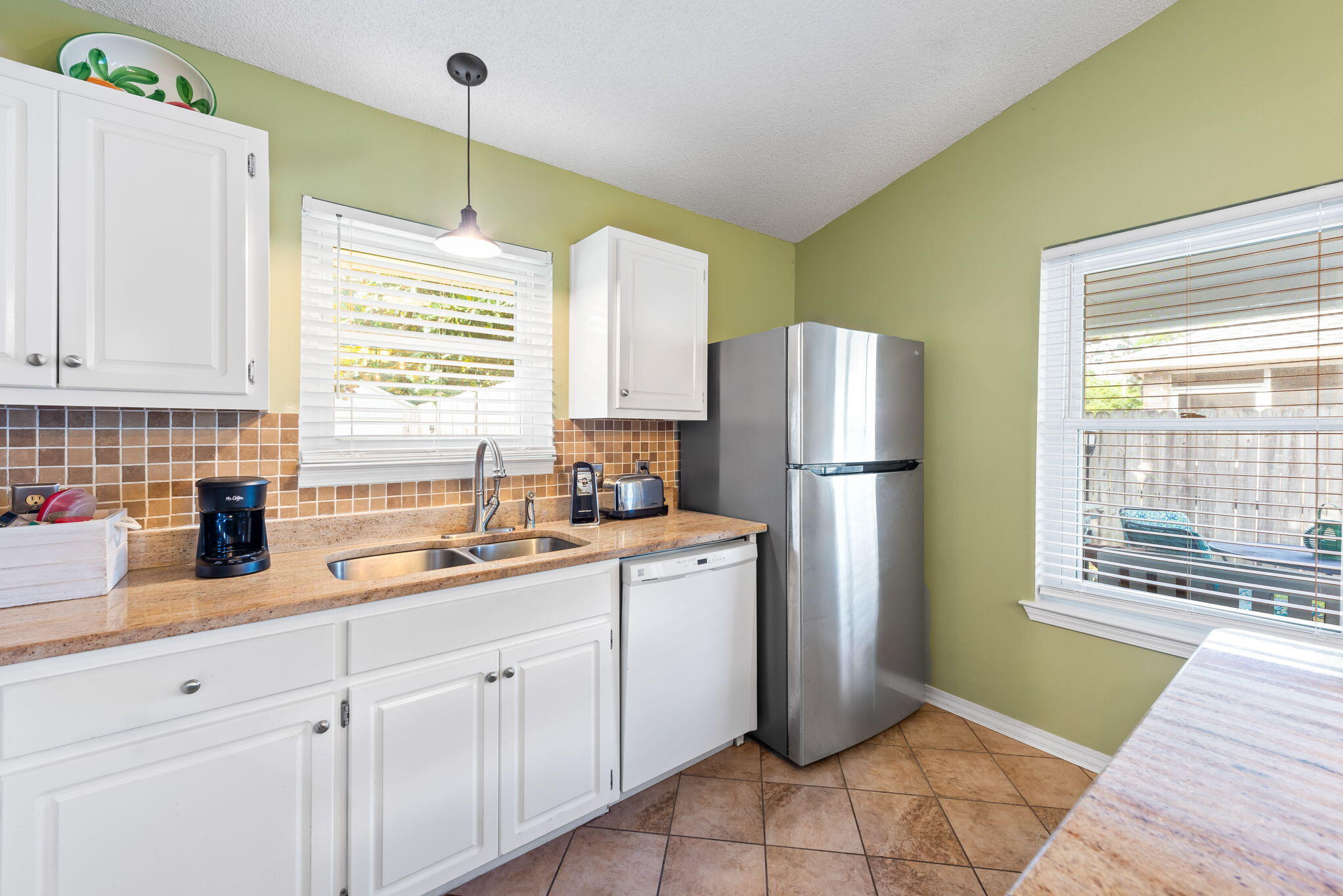 IVALEA GARDENS - Residential